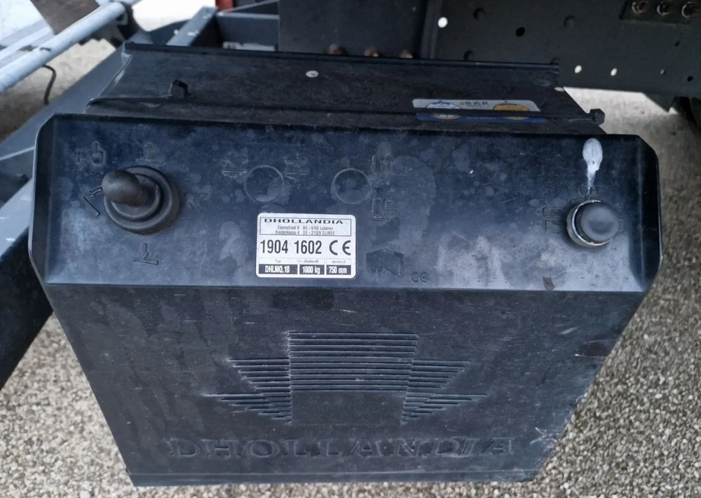 Winda Dhollandia 1000Kg 2019 rok, jak nowa, podest 248cm szeroki wysoki 180cm. Stan idealny! - Ladebordwand: das Bild 3 Winda Dhollandia 1000Kg 2019 rok, jak nowa, podest 248cm szeroki wysoki 180cm. Stan idealny! - Ladebordwand: das Bild 3