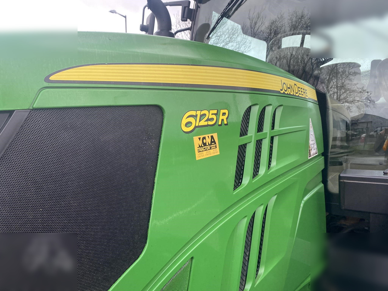 2012 JOHN DEERE 6125R - Traktor: das Bild 3 2012 JOHN DEERE 6125R - Traktor: das Bild 3