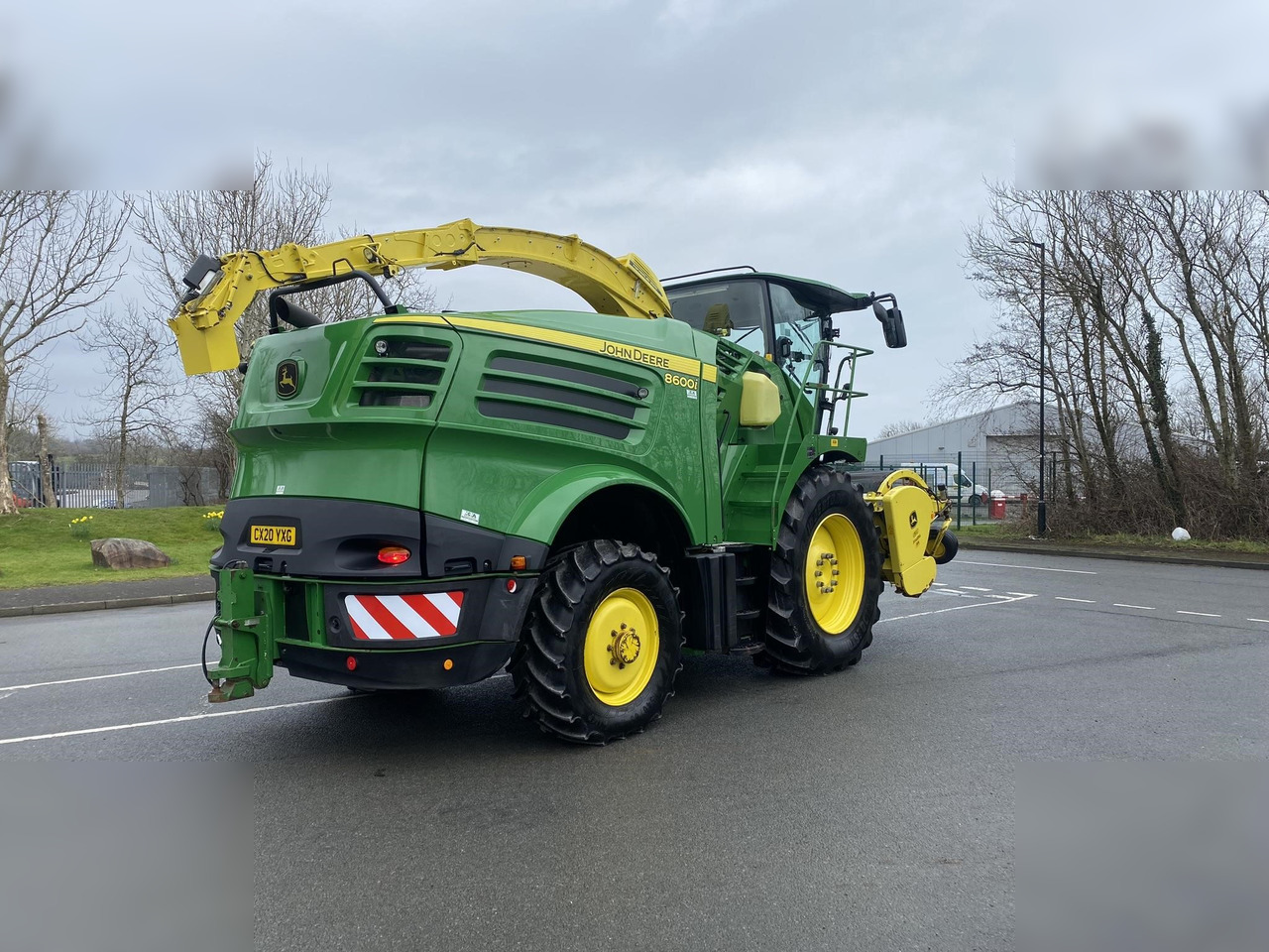 2020 JOHN DEERE 8600 - Feldhäcksler: das Bild 5 2020 JOHN DEERE 8600 - Feldhäcksler: das Bild 5