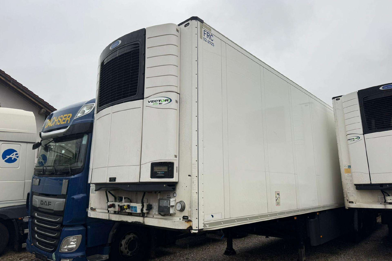 Schmitz Standart 7 cm multitemp - Kühlkoffer Auflieger: das Bild 2 Schmitz Standart 7 cm multitemp - Kühlkoffer Auflieger: das Bild 2