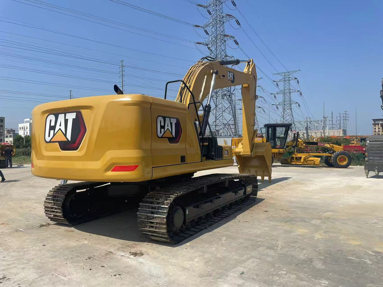 CATERPILLAR 330GC Low fuel consumption and easy maintenance Earthwork Engineering Mining Urban Construction - Kettenbagger: das Bild 1 CATERPILLAR 330GC Low fuel consumption and easy maintenance Earthwork Engineering Mining Urban Construction - Kettenbagger: das Bild 1