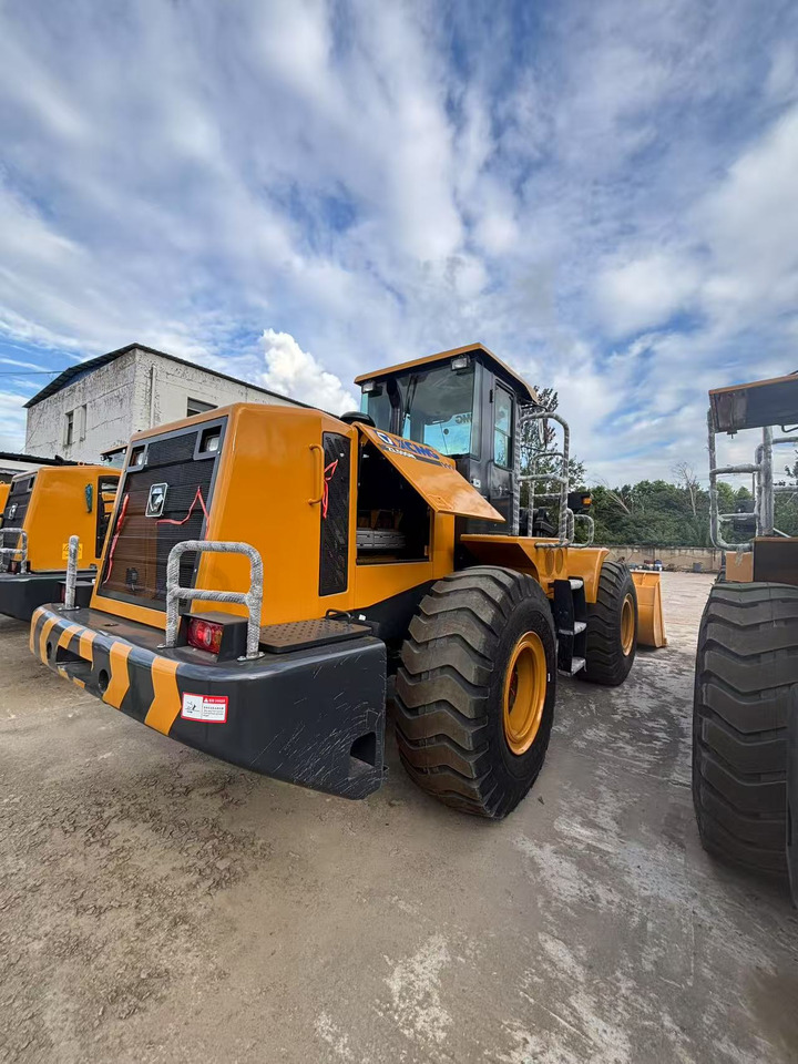 XCMG ZL50GN low hour front loader for sale - Radlader: das Bild 2 XCMG ZL50GN low hour front loader for sale - Radlader: das Bild 2