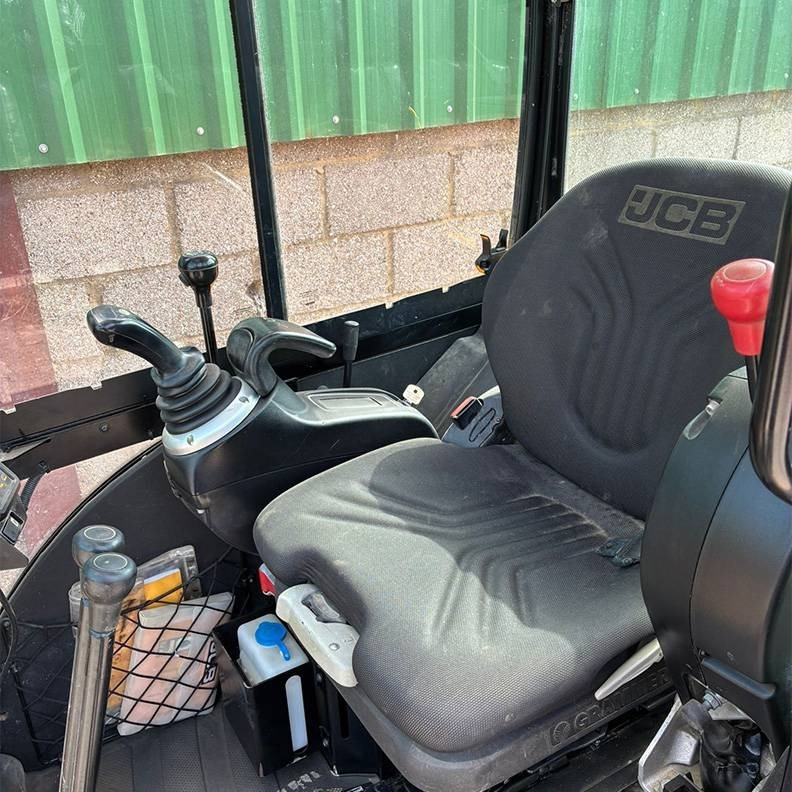 JCB 8026  – Leasing JCB 8026: das Bild 6