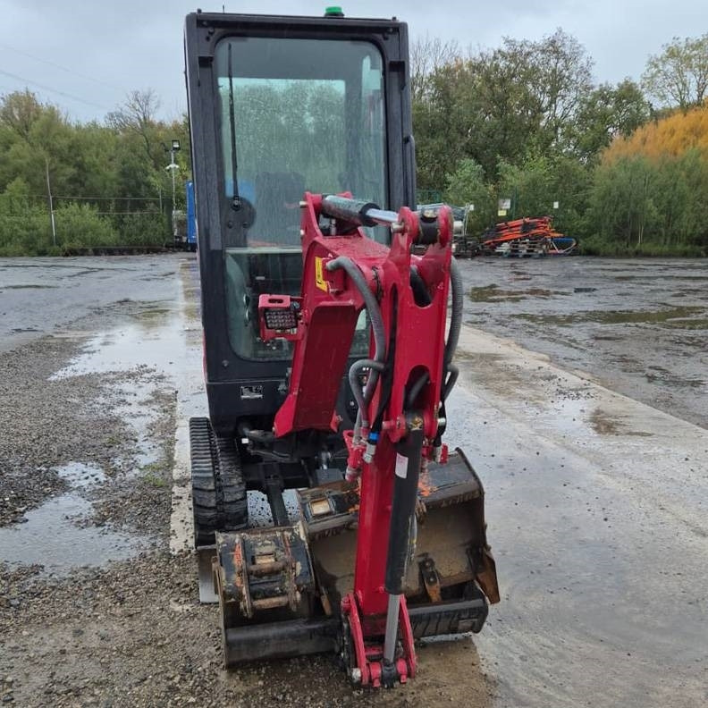 Yanmar SV 15 - Minibagger: das Bild 5 Yanmar SV 15 - Minibagger: das Bild 5