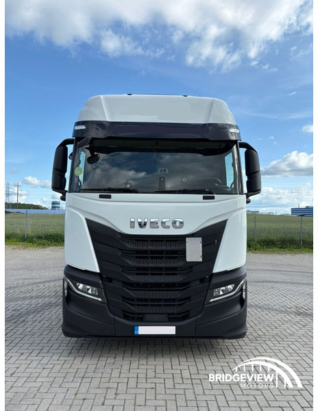 Iveco S-Way 480 - Sattelzugmaschine: das Bild 3 Iveco S-Way 480 - Sattelzugmaschine: das Bild 3