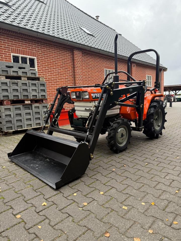 Kleintrakor Kubota B1402DT mit Frontlader ab 125 € pro Monat. - Kleintraktor: das Bild 1 Kleintrakor Kubota B1402DT mit Frontlader ab 125 € pro Monat. - Kleintraktor: das Bild 1