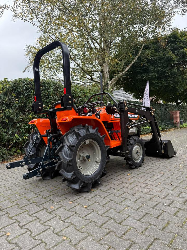 Kleintrakor Kubota B1402DT mit Frontlader ab 125 € pro Monat. - Kleintraktor: das Bild 5 Kleintrakor Kubota B1402DT mit Frontlader ab 125 € pro Monat. - Kleintraktor: das Bild 5