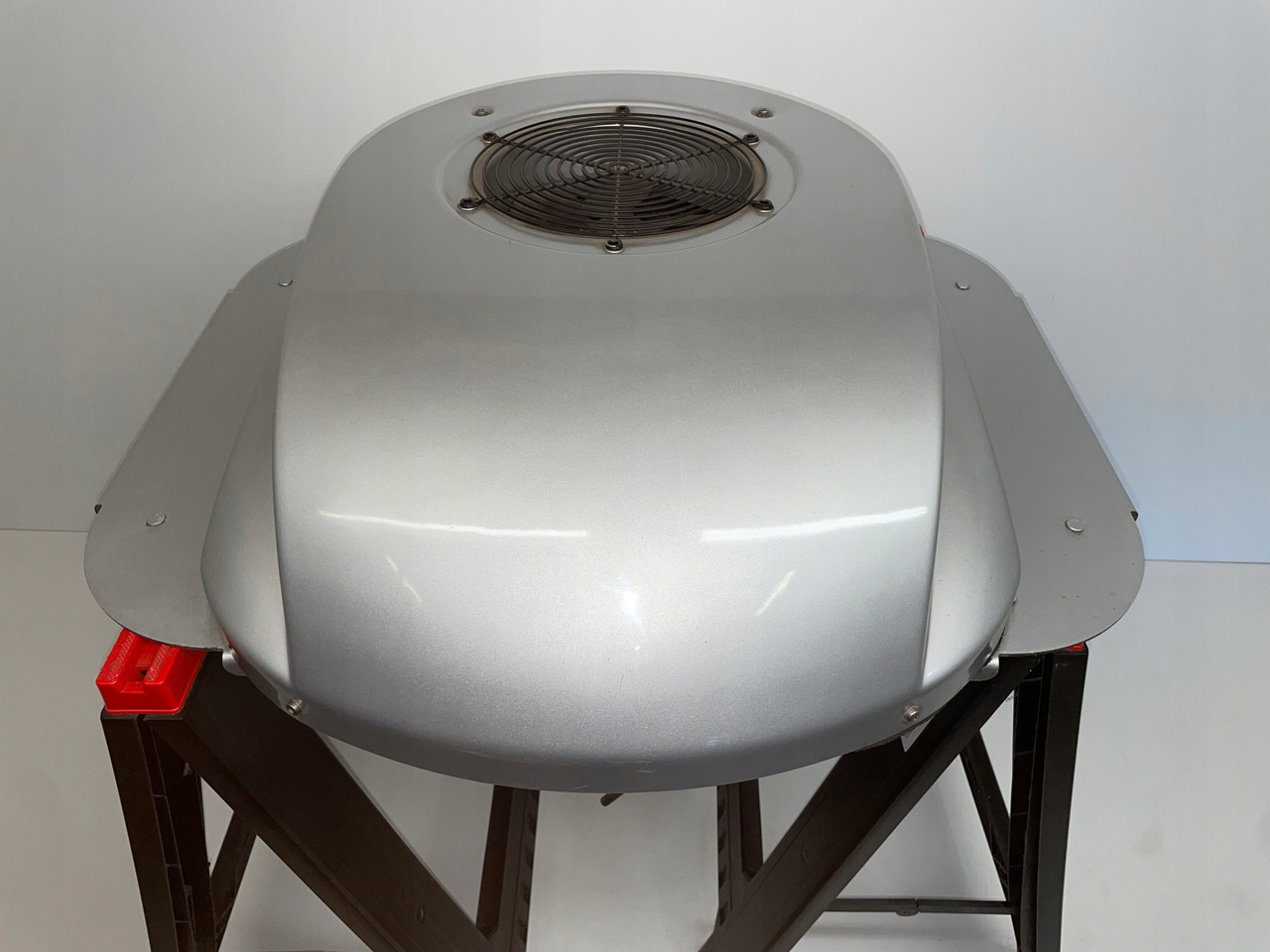 KLIMATYZACJA POSTOJOWA WAECO CA800 MAN SCANIA VOLVO DAF CA-0800-DC - Klimakompressor für LKW: das Bild 1 KLIMATYZACJA POSTOJOWA WAECO CA800 MAN SCANIA VOLVO DAF CA-0800-DC - Klimakompressor für LKW: das Bild 1