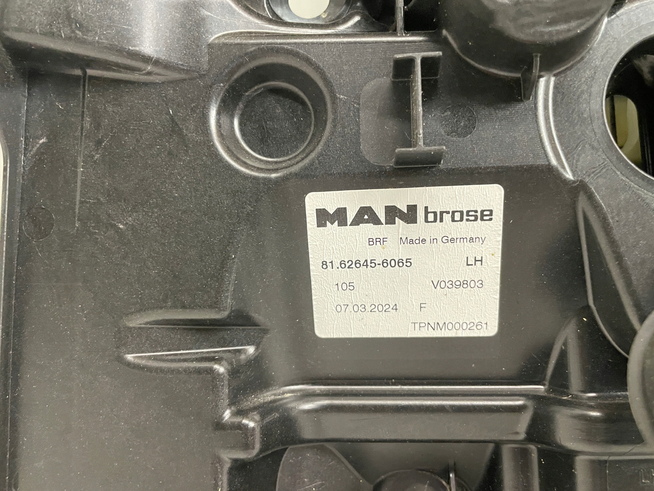 MECHANIZM PODNOSZENIA SZYB MAN TGS TGX TGL 3 TG3 81626456065 - Tür und Teile für LKW: das Bild 3 MECHANIZM PODNOSZENIA SZYB MAN TGS TGX TGL 3 TG3 81626456065 - Tür und Teile für LKW: das Bild 3