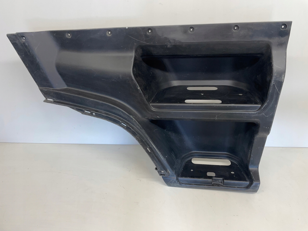 PRAWA STOPNICA MAN F-MAX FMAX STOPIEŃ - Trittbrett für LKW: das Bild 1 PRAWA STOPNICA MAN F-MAX FMAX STOPIEŃ - Trittbrett für LKW: das Bild 1