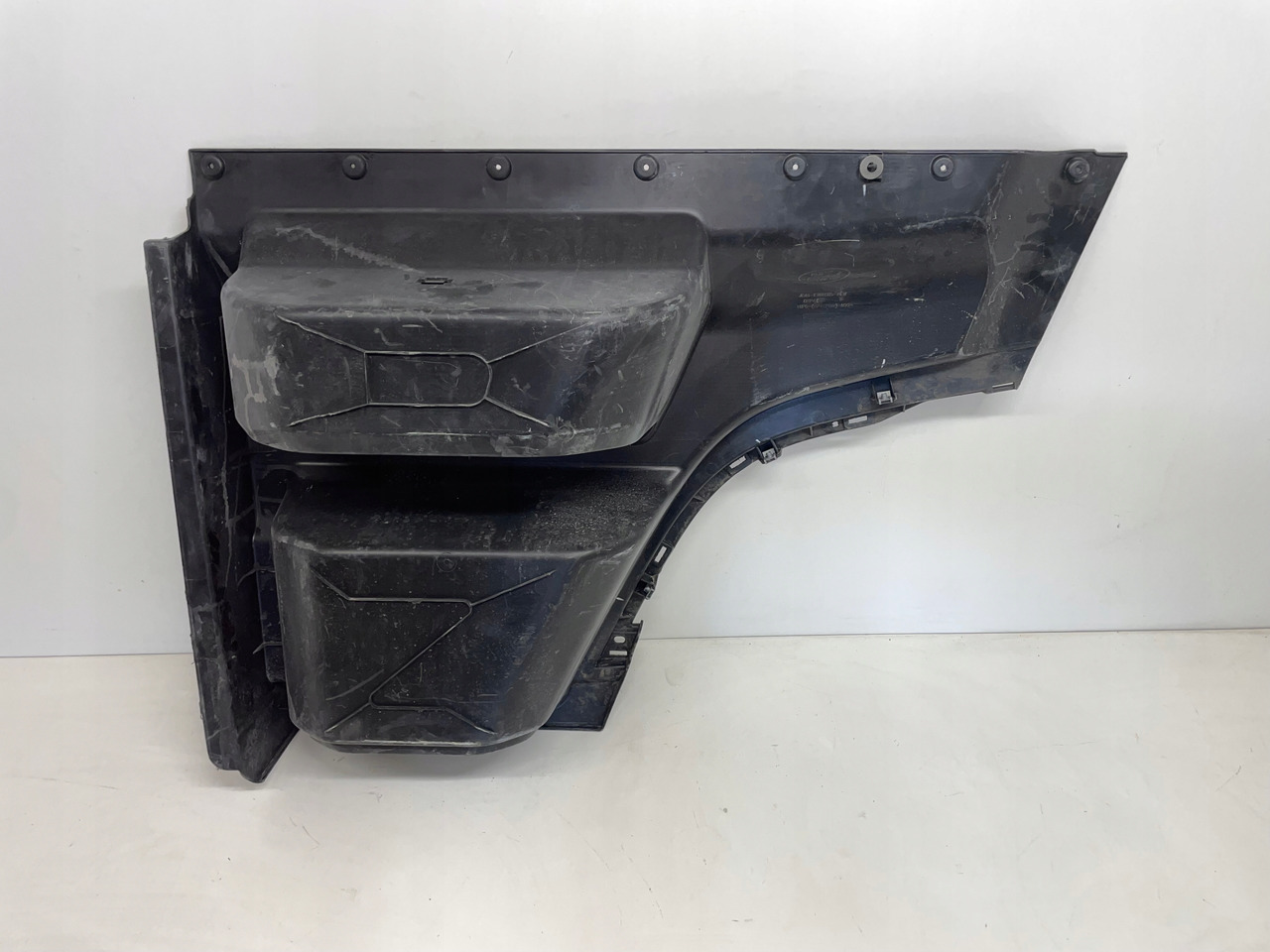 PRAWA STOPNICA MAN F-MAX FMAX STOPIEŃ - Trittbrett für LKW: das Bild 2 PRAWA STOPNICA MAN F-MAX FMAX STOPIEŃ - Trittbrett für LKW: das Bild 2