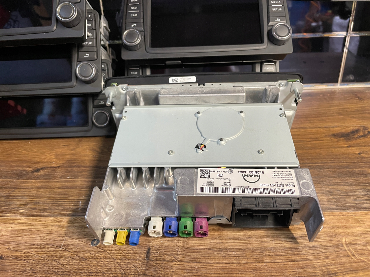 RADIO NAWIGACJA MAN TGS TGX EURO 6 81281006043 WYMIENIONY WYŚWIETLACZ - Navigationssystem für LKW: das Bild 5 RADIO NAWIGACJA MAN TGS TGX EURO 6 81281006043 WYMIENIONY WYŚWIETLACZ - Navigationssystem für LKW: das Bild 5