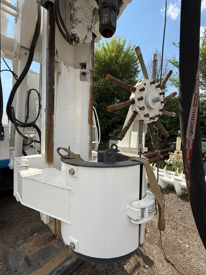 Soilmec R 210 - Ramme: das Bild 3 Soilmec R 210 - Ramme: das Bild 3