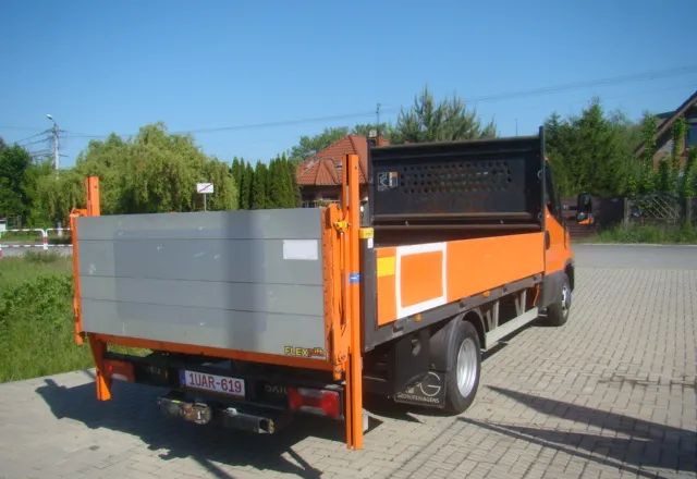 Iveco DAILY 35 C 15 WINDA 750KG 3.5T NA HAKU - Pritsche Transporter: das Bild 5 Iveco DAILY 35 C 15 WINDA 750KG 3.5T NA HAKU - Pritsche Transporter: das Bild 5