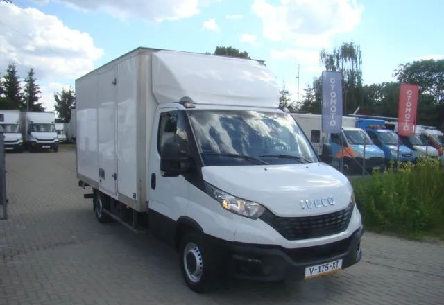 Iveco DAILY 35 S 16 3.0TDI WINDA 3.5T 4.20M - Koffer Transporter: das Bild 4 Iveco DAILY 35 S 16 3.0TDI WINDA 3.5T 4.20M - Koffer Transporter: das Bild 4