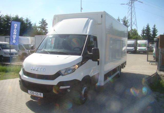 Iveco DAILY 70 C 18 3.0TDI 5.45M WINDA 1000KG - Koffer LKW: das Bild 1 Iveco DAILY 70 C 18 3.0TDI 5.45M WINDA 1000KG - Koffer LKW: das Bild 1