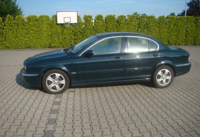 Jaguar X-Type - Limousine: das Bild 3 Jaguar X-Type - Limousine: das Bild 3