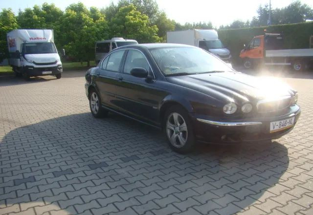 Jaguar X-Type - Limousine: das Bild 5 Jaguar X-Type - Limousine: das Bild 5