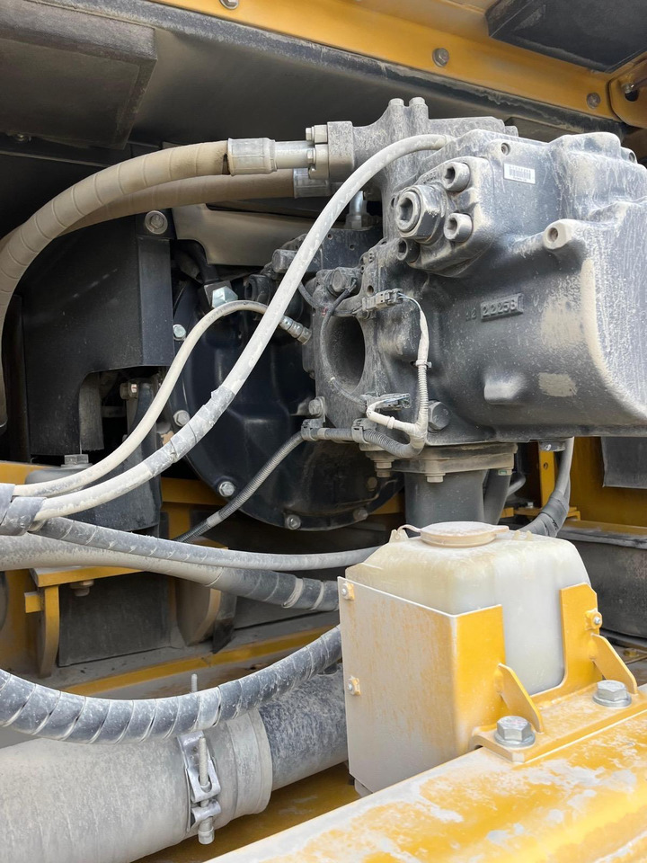 KOMATSU PC450 - Kettenbagger: das Bild 3 KOMATSU PC450 - Kettenbagger: das Bild 3