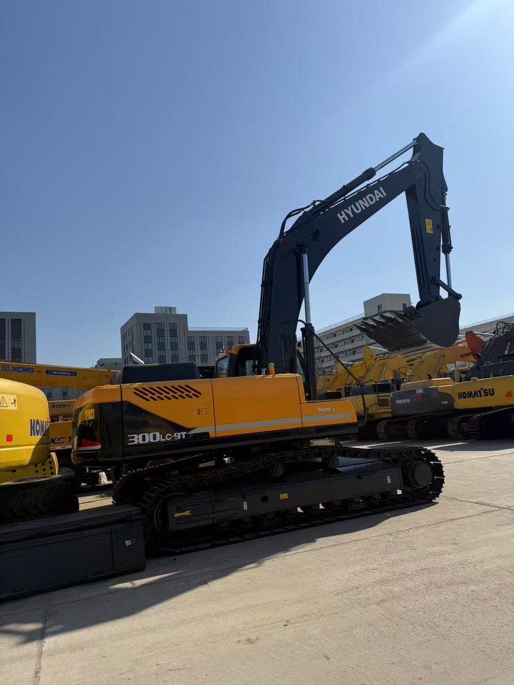 HYUNDAI R300LC-9T - Kettenbagger: das Bild 1 HYUNDAI R300LC-9T - Kettenbagger: das Bild 1