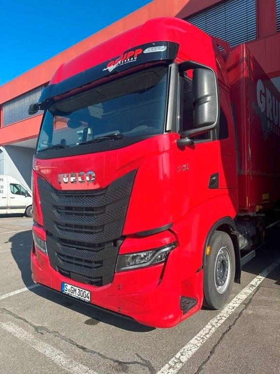Iveco AS 260SY/FS CM - Containerwagen/ Wechselfahrgestell LKW: das Bild 2 Iveco AS 260SY/FS CM - Containerwagen/ Wechselfahrgestell LKW: das Bild 2