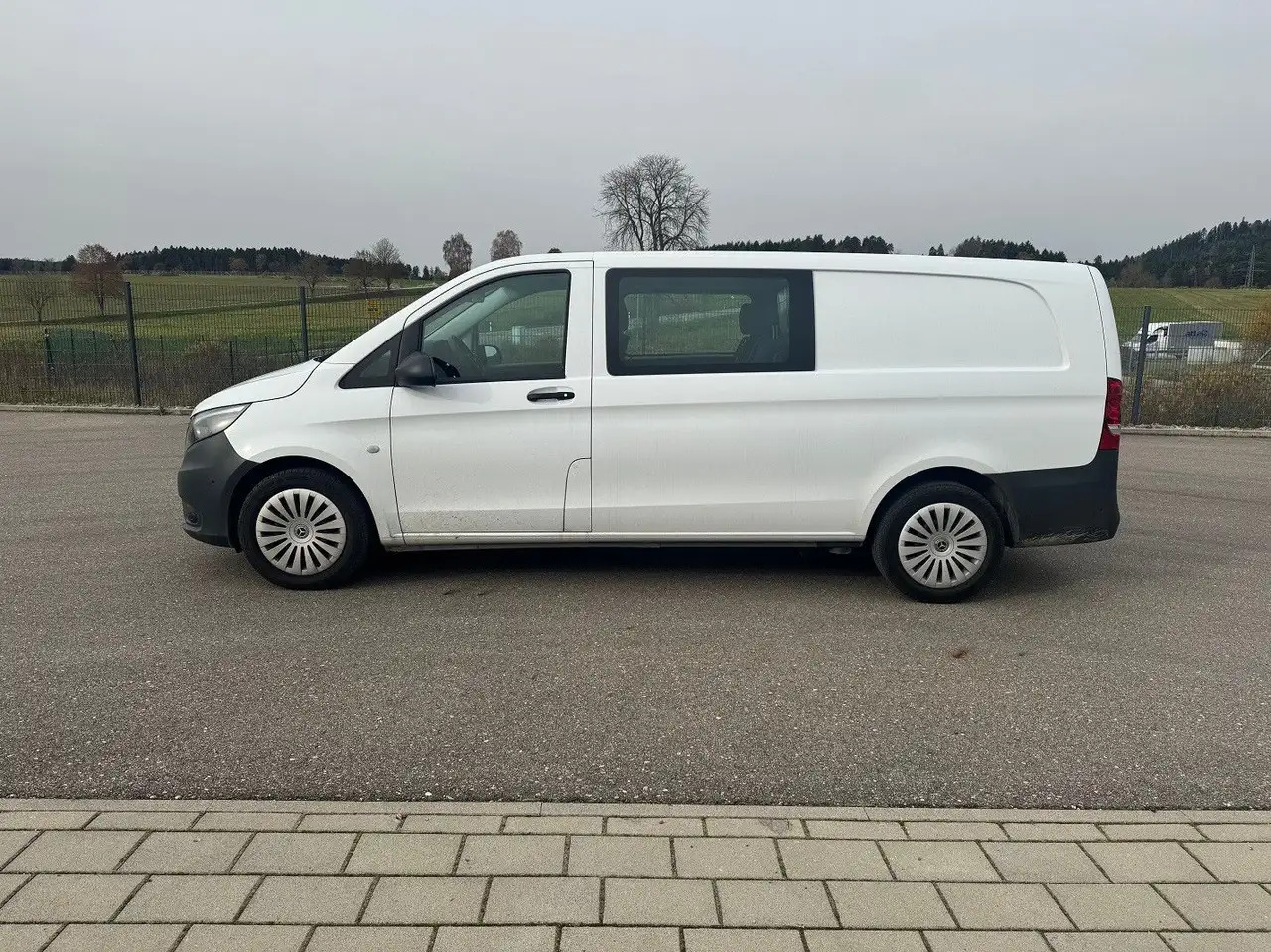 Mercedes-Benz Vito 116 CDI Lang Extralang Mixto Klima - Kastenwagen: das Bild 3 Mercedes-Benz Vito 116 CDI Lang Extralang Mixto Klima - Kastenwagen: das Bild 3