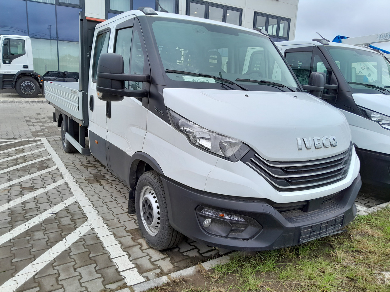 Iveco Daila 35 Daily C 18 H 3450 - Pritsche Transporter: das Bild 5 Iveco Daila 35 Daily C 18 H 3450 - Pritsche Transporter: das Bild 5