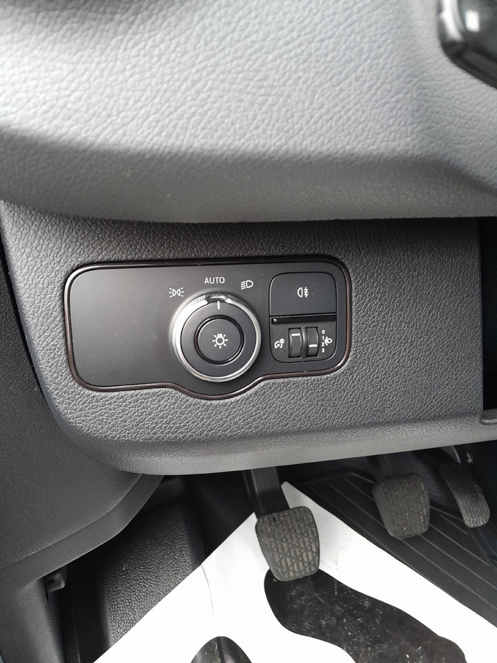 MERCEDES-BENZ Sprinter - Pritsche Transporter: das Bild 5 MERCEDES-BENZ Sprinter - Pritsche Transporter: das Bild 5