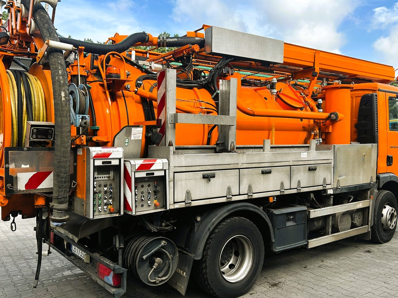 MAN TGM 15.240 - Saug-/ Spülfahrzeug: das Bild 4 MAN TGM 15.240 - Saug-/ Spülfahrzeug: das Bild 4