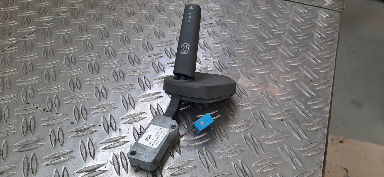 Lenkstockschalter für LKW Gebr. Lenkstockschalter / Lenkstockhebel Motorbremse, MAN , Artikel - Nr. : 81.25509 - 0125: das Bild 6