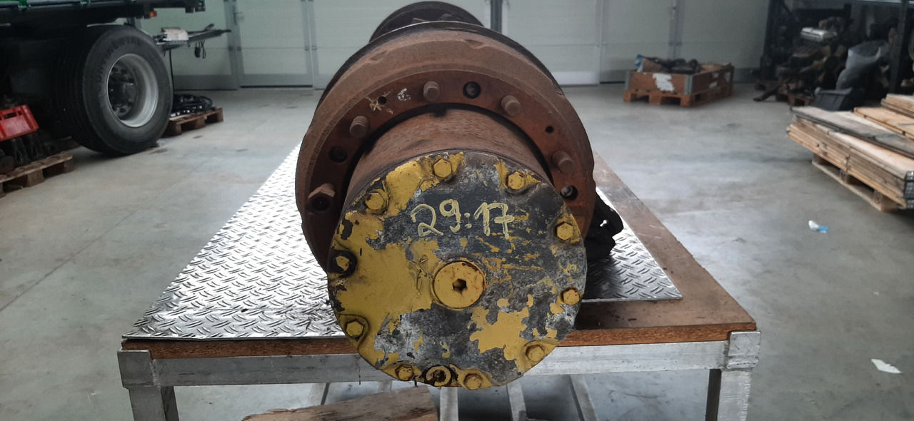 Gebrauchte MAN Außenplanetenachse, 10 Tonnen, Artikel - Nr. : 81.99999 - 9999 - Hinterachse für LKW: das Bild 4 Gebrauchte MAN Außenplanetenachse, 10 Tonnen, Artikel - Nr. : 81.99999 - 9999 - Hinterachse für LKW: das Bild 4