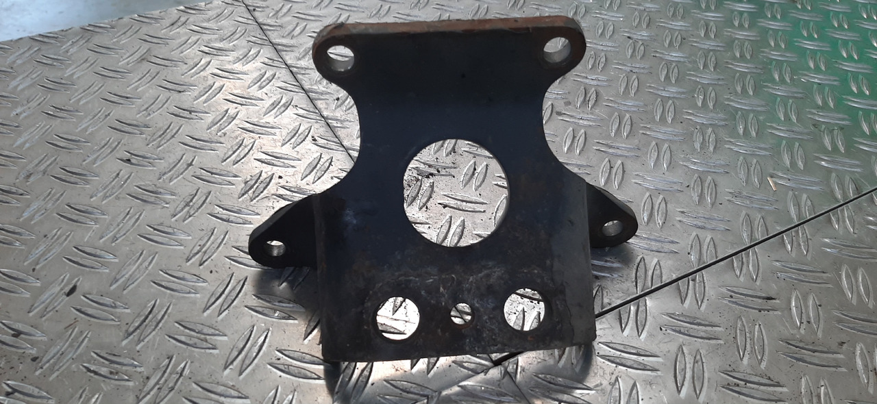 Gebrauchte Motorhalterung, DB 1735 SK, Typ OM 442 LA, Artikel - Nr. : 81.99999 - 9999 - Motorlager für LKW: das Bild 3 Gebrauchte Motorhalterung, DB 1735 SK, Typ OM 442 LA, Artikel - Nr. : 81.99999 - 9999 - Motorlager für LKW: das Bild 3
