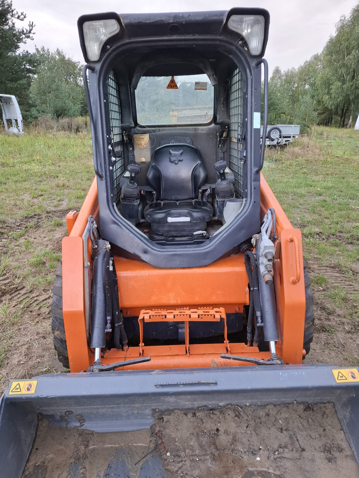 BOBCAT S450 - Kompaktlader: das Bild 3 BOBCAT S450 - Kompaktlader: das Bild 3
