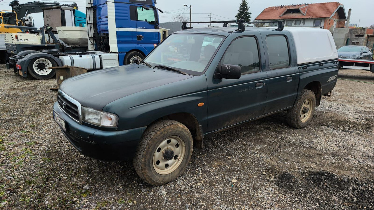 PKW Mazda B-2500 1: das Bild 1