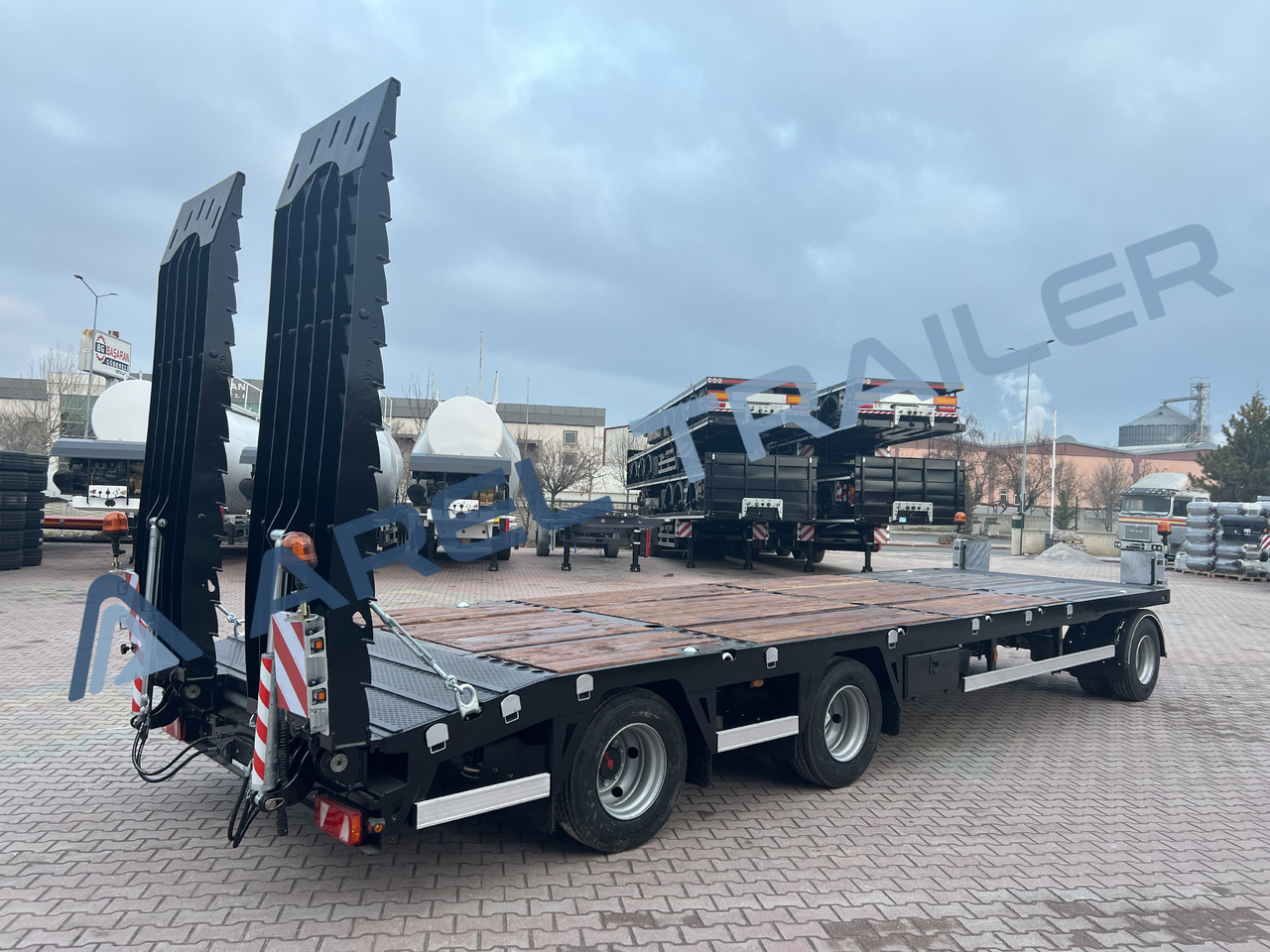 AREL TRAILER 2+1 AXLE DRAWBAR REMORQUE TRAILER - Tieflader Anhänger: das Bild 3 AREL TRAILER 2+1 AXLE DRAWBAR REMORQUE TRAILER - Tieflader Anhänger: das Bild 3