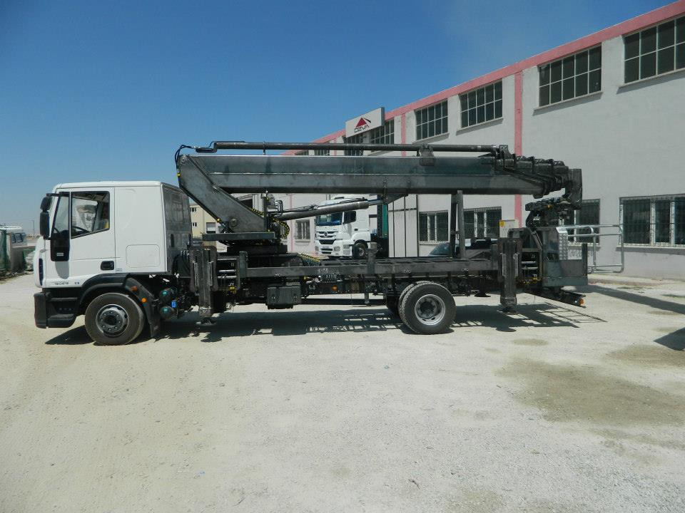 AREL TRAILER PLATFORM TRUCK FROM MANUFACTURER - LKW mit Arbeitsbühne: das Bild 1 AREL TRAILER PLATFORM TRUCK FROM MANUFACTURER - LKW mit Arbeitsbühne: das Bild 1