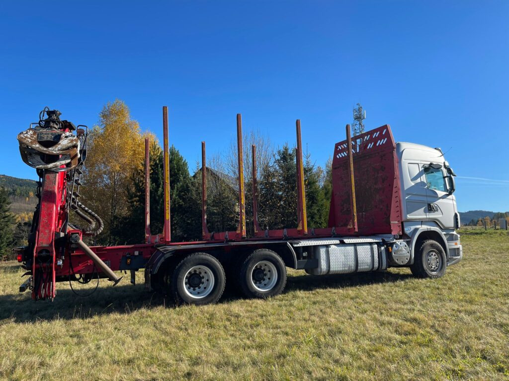 SCANIA R560 - Holztransporter, Autokran: das Bild 5 SCANIA R560 - Holztransporter, Autokran: das Bild 5