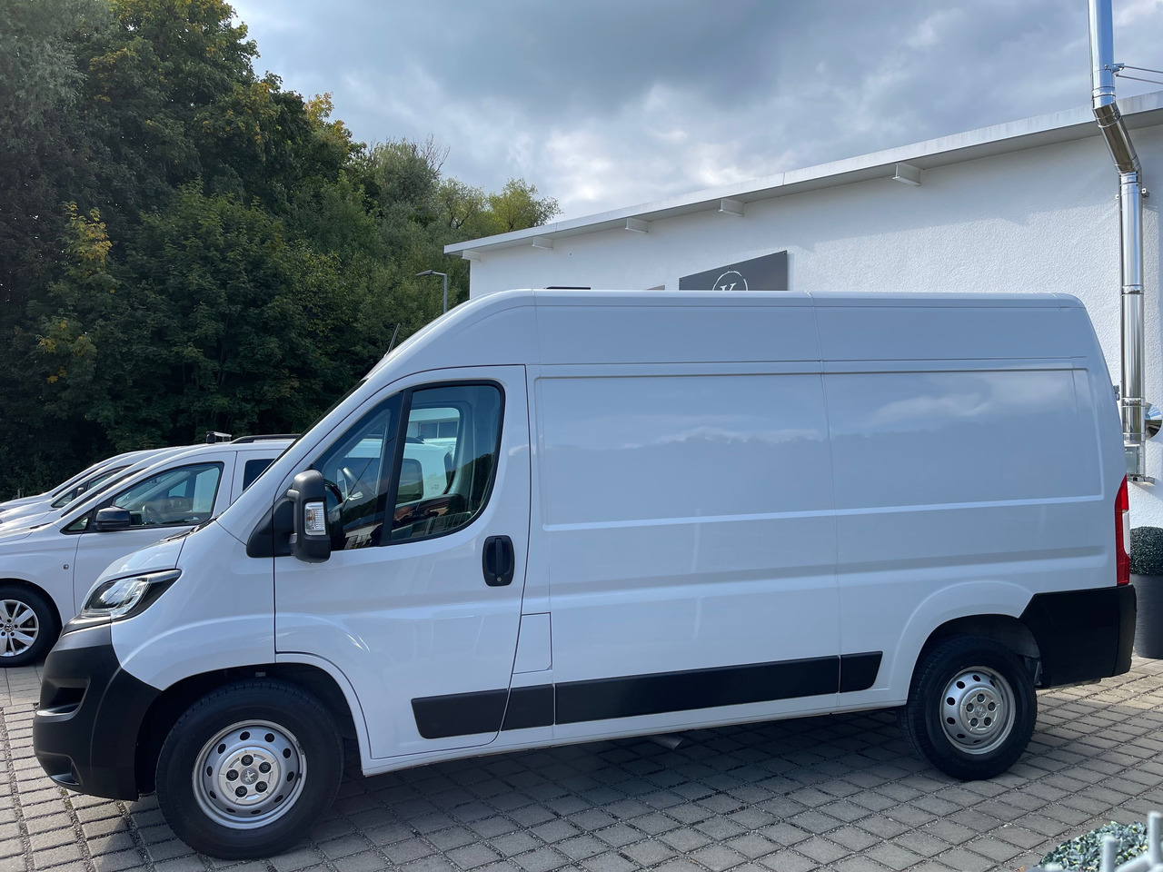 Peugeot Boxer Kasten L2H2 AppleCarplay/Klima/Kamera - Kastenwagen: das Bild 3 Peugeot Boxer Kasten L2H2 AppleCarplay/Klima/Kamera - Kastenwagen: das Bild 3