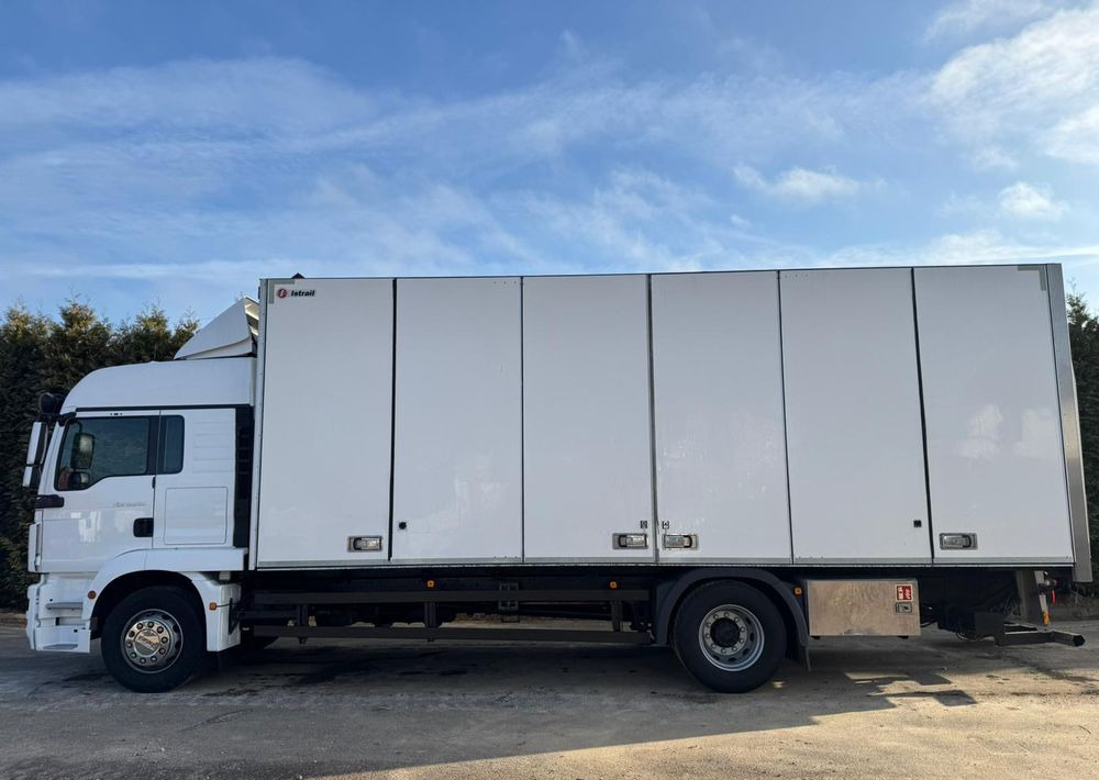 MAN MAN TGM 18.290/ IZOTERMA / OTWIERANY BOK/ /WINDA / 19 EUROPALET/ NISKI PRZEBIEG /SYPIALKA /ACC/EURO6 - Kühlkoffer LKW: das Bild 4 MAN MAN TGM 18.290/ IZOTERMA / OTWIERANY BOK/ /WINDA / 19 EUROPALET/ NISKI PRZEBIEG /SYPIALKA /ACC/EURO6 - Kühlkoffer LKW: das Bild 4