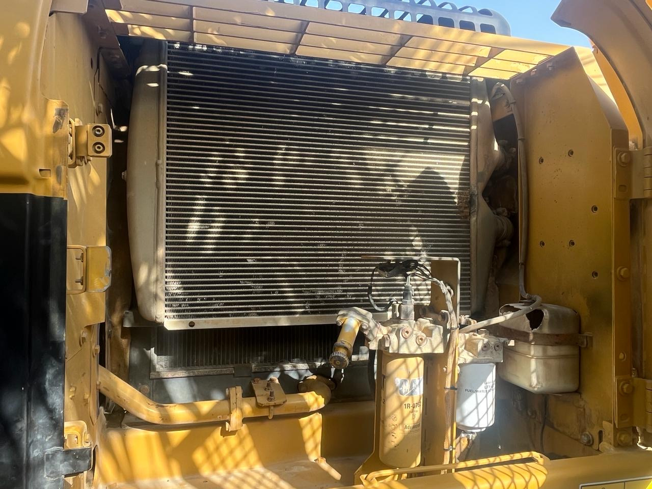 CATERPILLAR 325DL - Kettenbagger: das Bild 5 CATERPILLAR 325DL - Kettenbagger: das Bild 5