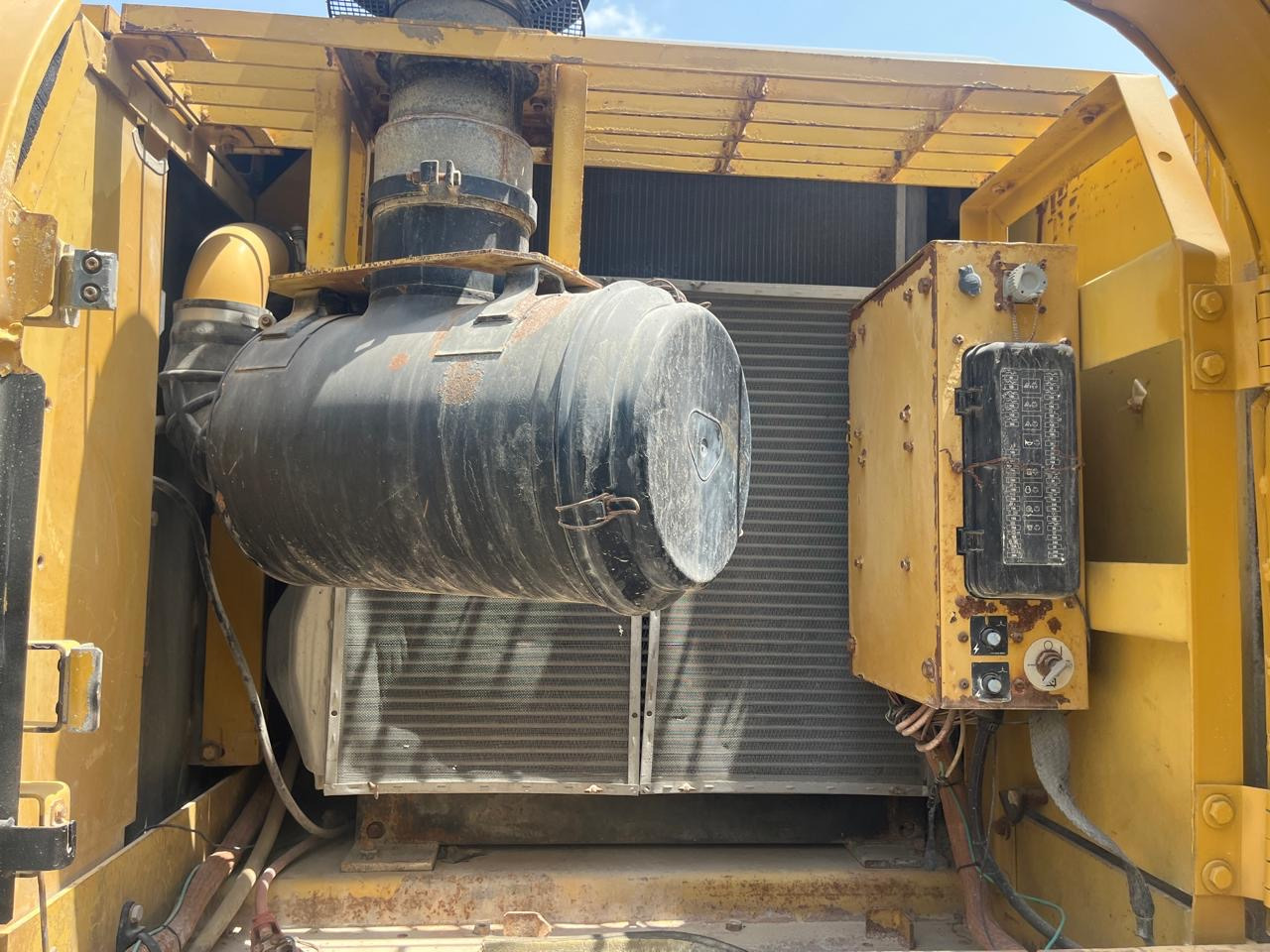 CATERPILLAR 330C - Kettenbagger: das Bild 5 CATERPILLAR 330C - Kettenbagger: das Bild 5