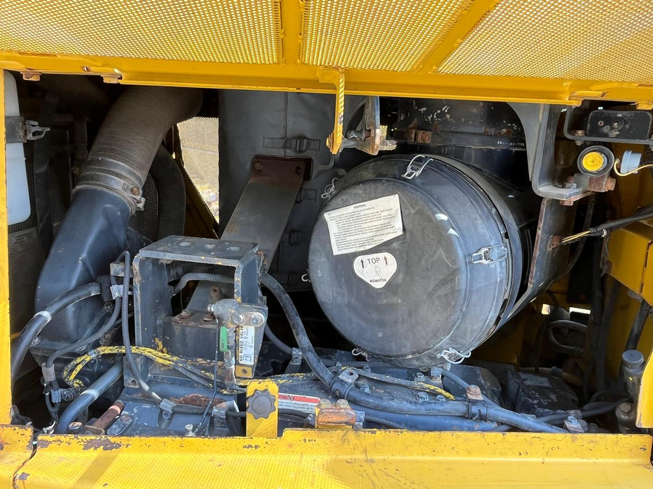 KOMATSU D155-A-6 - Bulldozer: das Bild 5 KOMATSU D155-A-6 - Bulldozer: das Bild 5