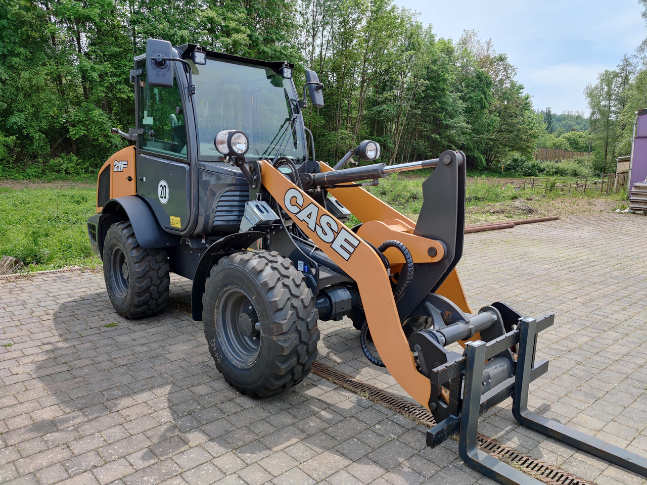 Case 021F STD ZB Radlader*AHK*Deluxe Kabine Radlader ZB mit Schaufel und Gabel Klima HZG Arbeitsscheinwerfer 2.hydraul.Zusatzkreis - Radlader: das Bild 3 Case 021F STD ZB Radlader*AHK*Deluxe Kabine Radlader ZB mit Schaufel und Gabel Klima HZG Arbeitsscheinwerfer 2.hydraul.Zusatzkreis - Radlader: das Bild 3