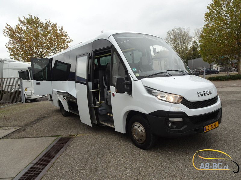 Iveco Rosero First - 29 Seats EURO 6 - Überlandbus: das Bild 2 Iveco Rosero First - 29 Seats EURO 6 - Überlandbus: das Bild 2