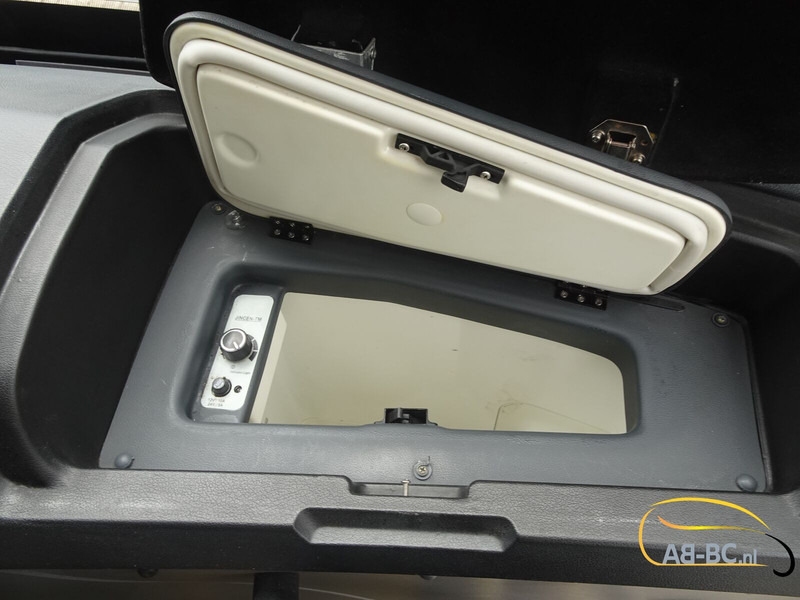 Scania Higer Touring HD, 54 Seats +Lift, Euro 6 - Reisebus: das Bild 4 Scania Higer Touring HD, 54 Seats +Lift, Euro 6 - Reisebus: das Bild 4