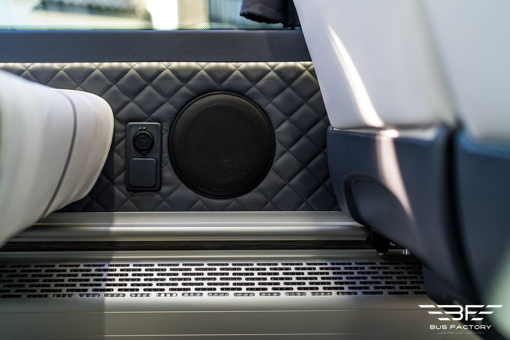 Kleinbus, Personentransporter Mercedes-Benz Sprinter 519 XXL, Luxury Line 16+1 !!: das Bild 17