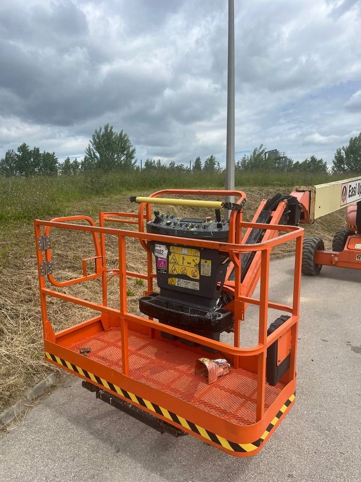 JLG M 600 JP - Gelenkarmbühne: das Bild 2 JLG M 600 JP - Gelenkarmbühne: das Bild 2