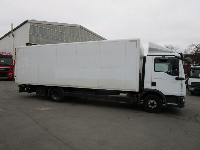 MAN TGL 12.220 4x2 BL Euro 6, LDBW. Navigation, 7,10 - Koffer LKW: das Bild 3 MAN TGL 12.220 4x2 BL Euro 6, LDBW. Navigation, 7,10 - Koffer LKW: das Bild 3