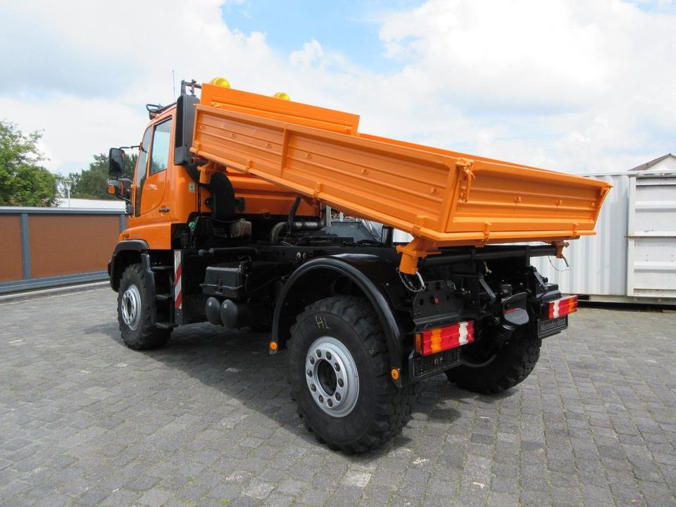 Kipper Unimog U 400, DSK., Langer Radstand, Klima: das Bild 8