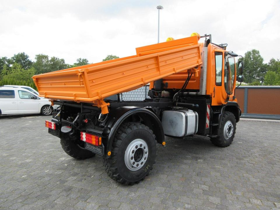 Kipper Unimog U 400, DSK., Langer Radstand, Klima: das Bild 6
